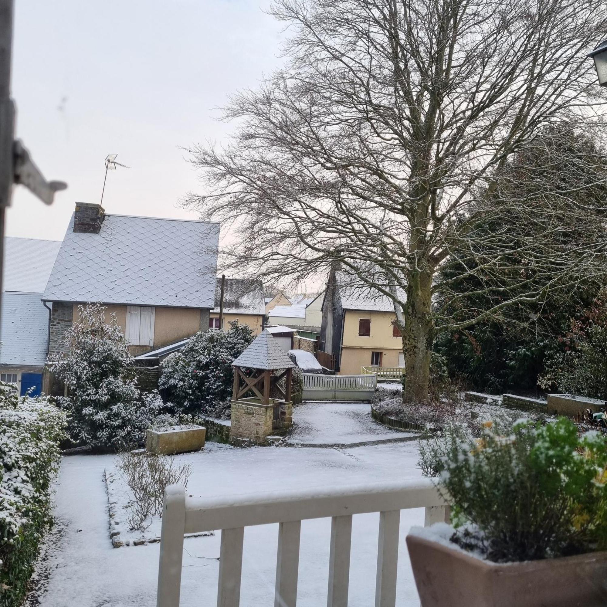 Holiday home Gypsy Isigny-le-Buat